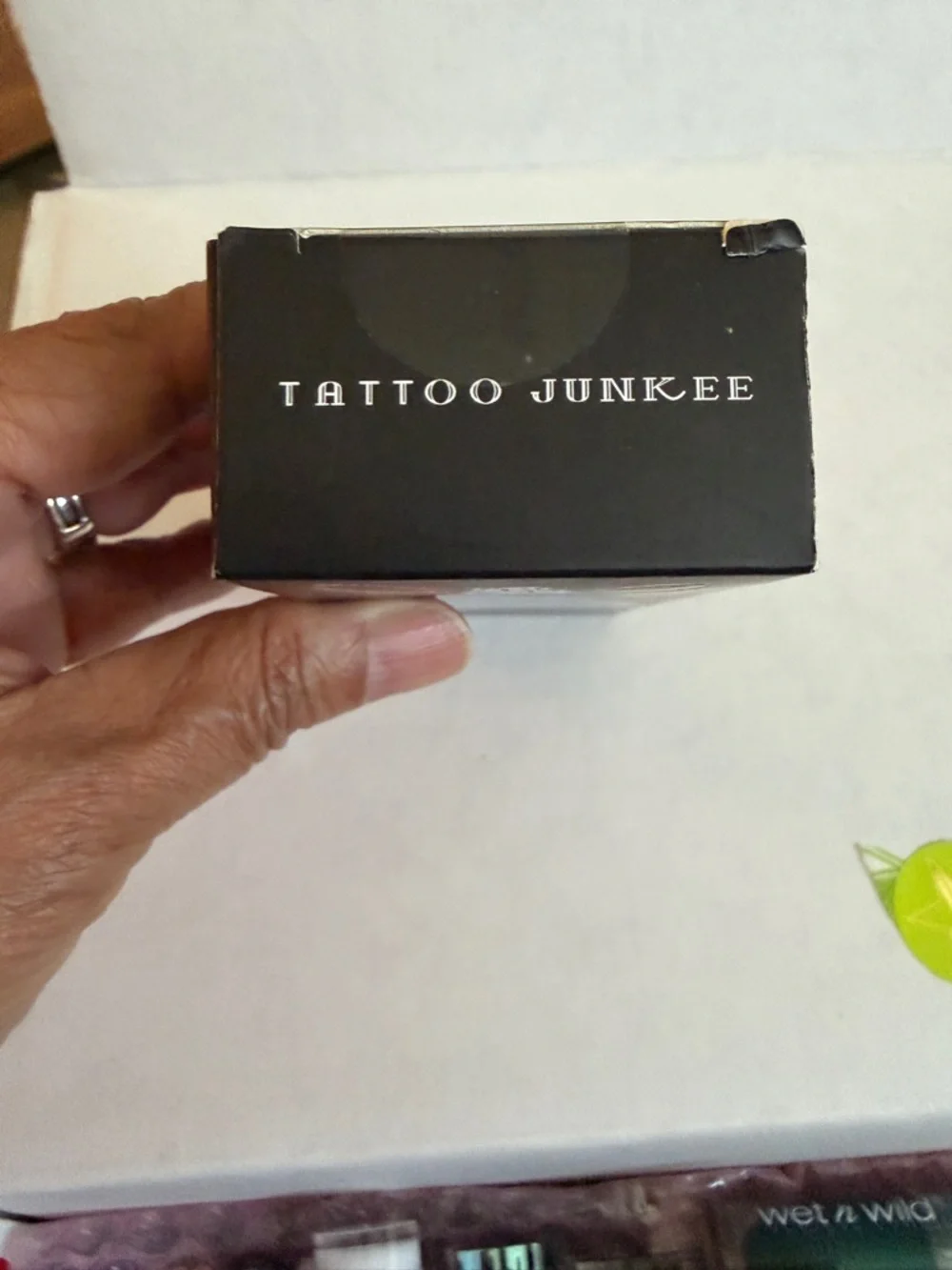 Tattoo Junkee Grunge Chroma Lip Paint + Effects Kit.‎